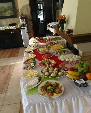 住宿加早餐酒店 Sloneczna Roza Ze Sniadaniami