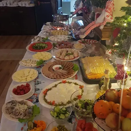 Sloneczna Roza Ze Sniadaniami 住宿加早餐酒店