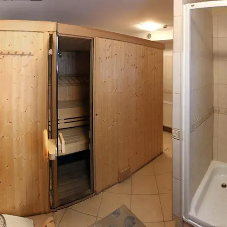 Bed & Breakfast Ze Sniadaniami Sloneczna Roza 3*