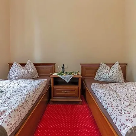 Sloneczna Roza Sniadanie Parking W Centrum Bed & Breakfast 3*