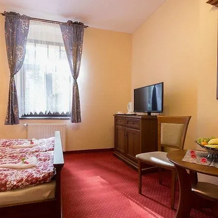 Bed & Breakfast Sloneczna Roza Sniadanie Parking W Centrum 3*